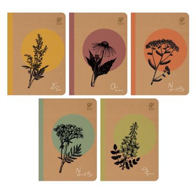 Zeszyt By Nature - One Herb A5 64 LINIA Z MARGINESEM. Wydawca: Elanders. SmakLiter.pl Opakowanie Zeszyt By Nature - One Herb A5 64 LINIA Z MARGINESEM