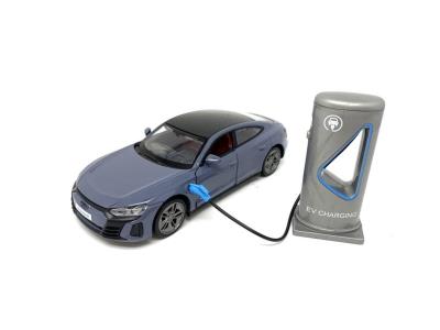 Opakowanie Audi RS E-Trin GT elektryczne szare