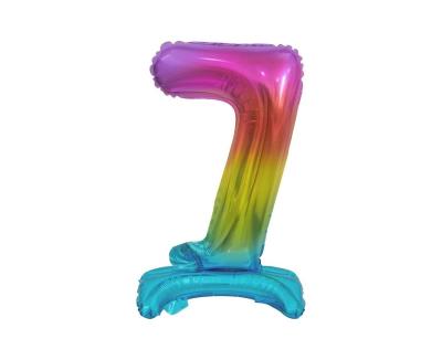 Opakowanie Balon foliowy B&C Cyfra stojąca 7 tęczowa 38cm