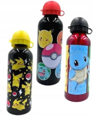 Butelka aluminiowa na wodę Pokemon 500ml MIX. Wydawca: Kids Euroswan. SmakLiter.pl Opakowanie Butelka aluminiowa na wodę Pokemon 500ml MIX