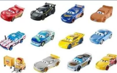 Opakowanie Cars. Auto świecące w ciemności mix (8szt)