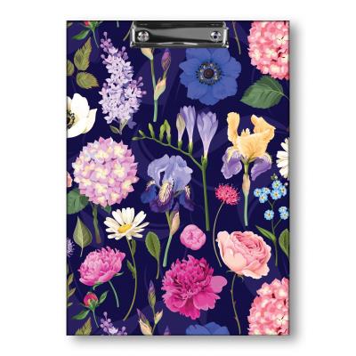 Opakowanie DESKA Z KLIPEM A4 T0124 KWIATY POLSKIE HORTENSJA NA CIEMNYM TLE FOLIA MAT NIERYSUJĄCA