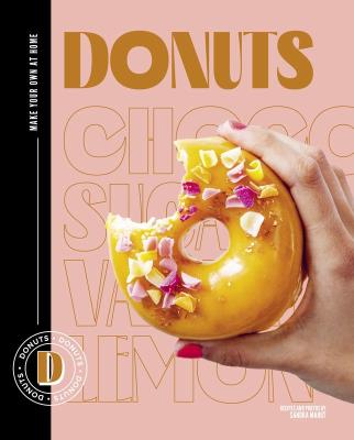 Donuts wer. angielska. Autor: Mahut Sandra. SmakLiter.pl Okładka książki Donuts wer. angielska