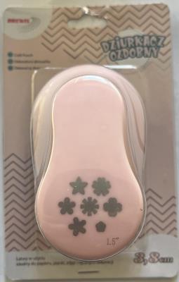 Dziurkacz ozdobny 3.8cm. Wydawca: Brewis. SmakLiter.pl Opakowanie Dziurkacz ozdobny 3.8cm