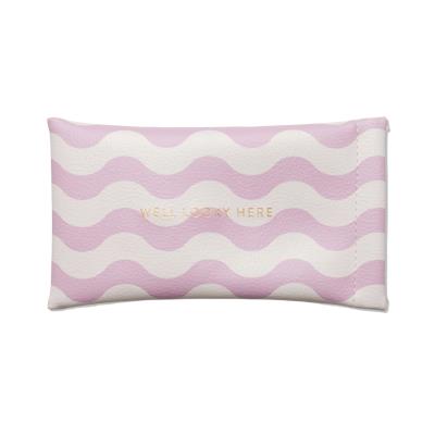 Etui na okulary Well Looky Here. Wydawca: Designworks Ink. SmakLiter.pl Opakowanie Etui na okulary Well Looky Here