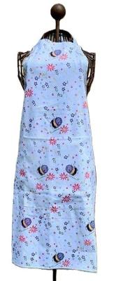 Fartuch kuchenny AP23 Pszczoły i kwiaty. Wydawca: Alex Clark. SmakLiter.pl Opakowanie Fartuch kuchenny AP23 Pszczoły i kwiaty