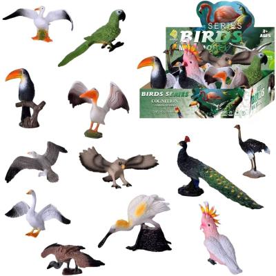 Figurka ptaka MIX. Wydawca: Trifox. SmakLiter.pl Opakowanie Figurka ptaka MIX