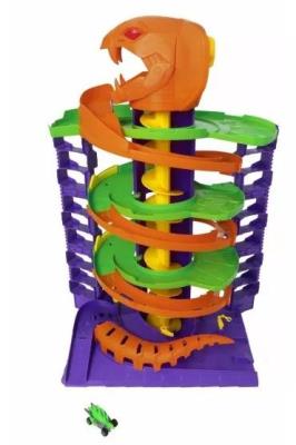 Garaż Kobra 70cm + autko. Wydawca: Teamsters. SmakLiter.pl Opakowanie Garaż Kobra 70cm + autko