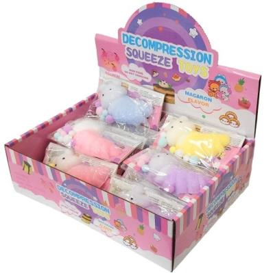 Opakowanie Gniotek robaczek w czterech kolorach MIX