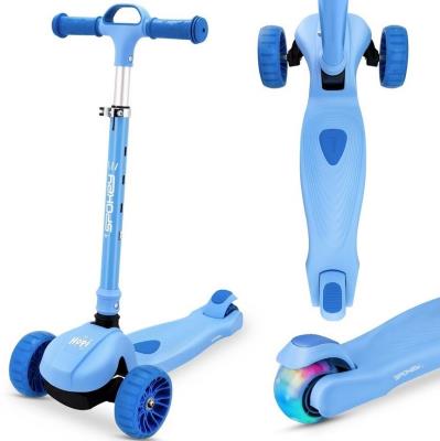 Hulajnoga 3-kołowa Hopi niebieska. Wydawca: Spokey. SmakLiter.pl Opakowanie Hulajnoga 3-kołowa Hopi niebieska