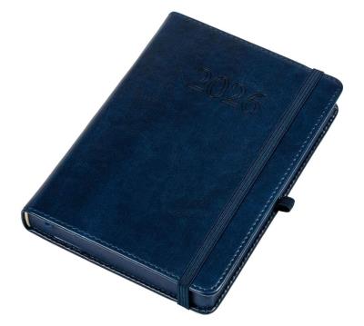 Kalendarz 2026 B6 dzienny Jazz granatowy. Wydawca: ELEFANT. SmakLiter.pl Opakowanie Kalendarz 2026 B6 dzienny Jazz granatowy