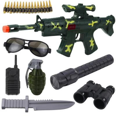 Opakowanie Karabin wojskowy z akcesoriami