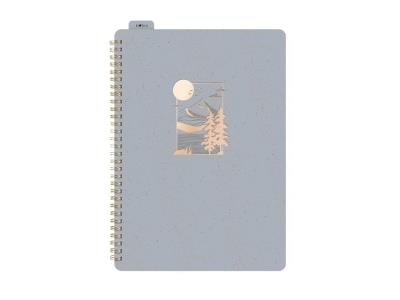 Kołozeszyt z gumką A4/80K linia szary. Wydawca: MFP. SmakLiter.pl Opakowanie Kołozeszyt z gumką A4/80K linia szary