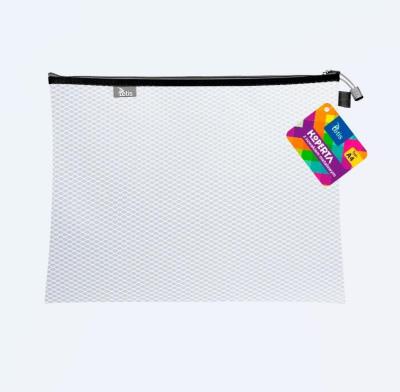 Koperta A4 z suwakiem metalalowym biała. Wydawca: TETIS. SmakLiter.pl Opakowanie Koperta A4 z suwakiem metalalowym biała