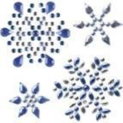 Kryształki samoprzylepne płatki śniegu 8szt. Wydawca: Titanum. SmakLiter.pl Opakowanie Kryształki samoprzylepne płatki śniegu 8szt