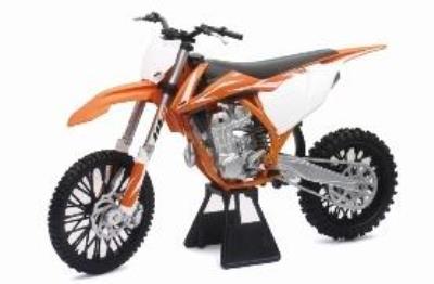 KTM 450 SX-F 2018 1:6. Wydawca: Daffi. SmakLiter.pl Opakowanie KTM 450 SX-F 2018 1:6