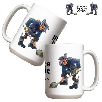 Kubek - Po kawce lepiej się grzebie 440ml. Wydawca: Molom. SmakLiter.pl Opakowanie Kubek - Po kawce lepiej się grzebie 440ml