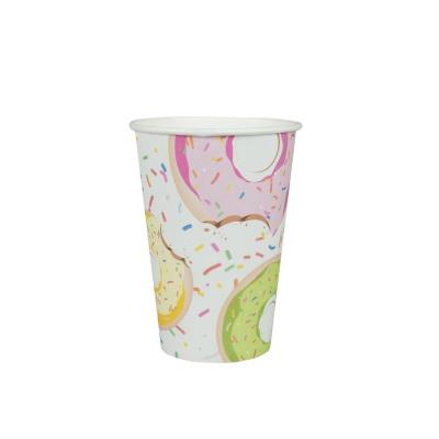 Kubki papierowe pączki 8szt. Wydawca: ARPEX. SmakLiter.pl Opakowanie Kubki papierowe pączki 8szt