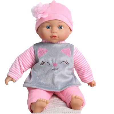 Opakowanie Lalka Julka uczy śpiewa opowiada