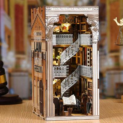 Opakowanie Miniaturowy domek Book Nook Biblioteka Prawa