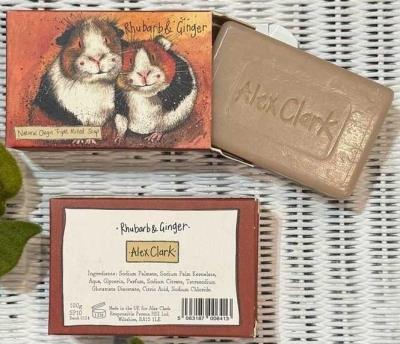 Mydło ozdobne Świnki morskie. Wydawca: Alex Clark. SmakLiter.pl Opakowanie Mydło ozdobne Świnki morskie