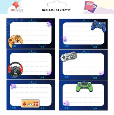 Naklejki na szafkę i zeszyt Pad Gra. Wydawca: All4Kids. SmakLiter.pl Opakowanie Naklejki na szafkę i zeszyt Pad Gra