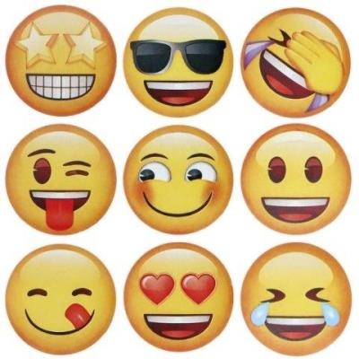 Opakowanie Naklejki papierowe na taśmie Emotikony 25mm 500szt