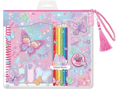 Notatnik na spirali w saszetce z kredkami Motylki. Wydawca: Hot Focus. SmakLiter.pl Opakowanie Notatnik na spirali w saszetce z kredkami Motylki