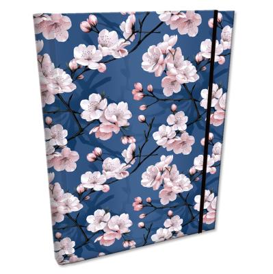 Notes B6 kratka z gumką Soft Touch Kwiat Wiśni. Wydawca: EV-Corp. SmakLiter.pl Opakowanie Notes B6 kratka z gumką Soft Touch Kwiat Wiśni