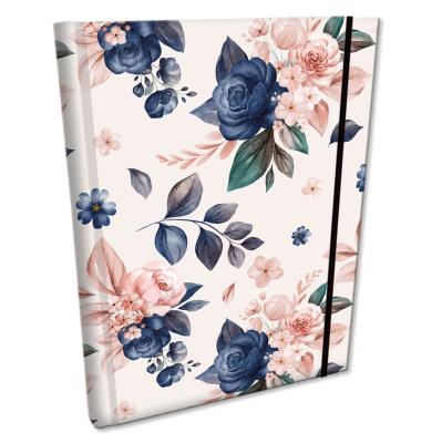 Notes B6 kratka z gumką Soft Touch Niebieskie Róże. Wydawca: EV-Corp. SmakLiter.pl Opakowanie Notes B6 kratka z gumką Soft Touch Niebieskie Róże