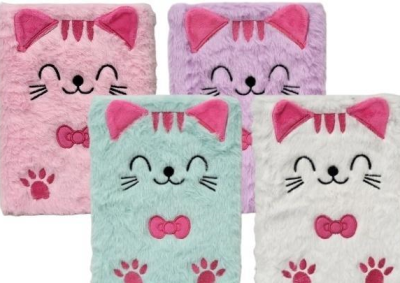 Notes pluszowy MIX. Wydawca: Merkpol. SmakLiter.pl Opakowanie Notes pluszowy MIX