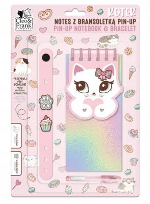 Notes z bransoletką pin-up kotek. Wydawca: Derform. SmakLiter.pl Opakowanie Notes z bransoletką pin-up kotek