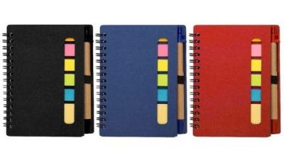 Notes z długopisem MIX. Wydawca: Merkpol. SmakLiter.pl Opakowanie Notes z długopisem MIX