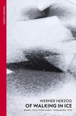 Of Walking In Ice wer. angielska. Autor: Herzog Werner. SmakLiter.pl Okładka książki Of Walking In Ice wer. angielska