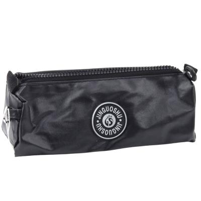 Opakowanie Piórnik szkolny jednokomorowy czarny 21,5cm