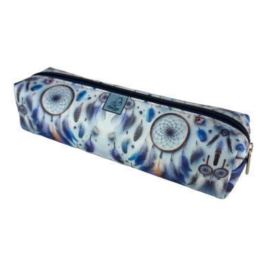 Piórnik szkolny młodzieżowy prostokąt kostka Boho Łapacz Snów Blue. Wydawca: EV-Corp. SmakLiter.pl Opakowanie Piórnik szkolny młodzieżowy prostokąt kostka Boho Łapacz Snów Blue