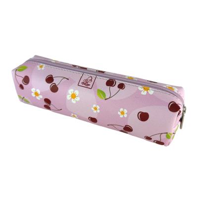 Piórnik szkolny młodzieżowy prostokąt kostka Wisienki W Różu. Wydawca: EV-Corp. SmakLiter.pl Opakowanie Piórnik szkolny młodzieżowy prostokąt kostka Wisienki W Różu