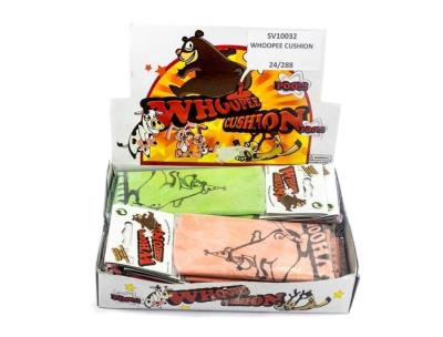 Poduszka pierdzioszka. Wydawca: One for Fun. SmakLiter.pl Opakowanie Poduszka pierdzioszka