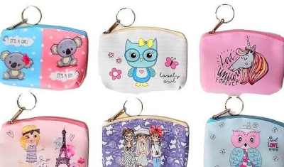 Portfel z brelokiem MIX. Wydawca: Merkpol. SmakLiter.pl Opakowanie Portfel z brelokiem MIX