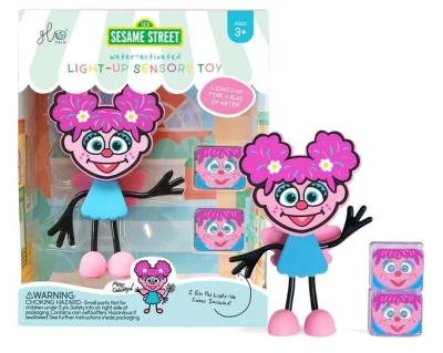 Opakowanie Postać do kąpieli Abby z kostkami świecącymi