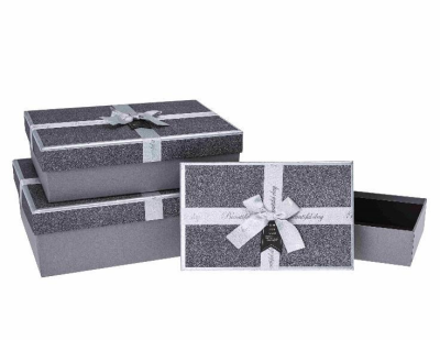 Pudełko prezentowe z kokardą 3szt srebrny ROZETTE. Wydawca: ROZETTE. SmakLiter.pl Opakowanie Pudełko prezentowe z kokardą 3szt srebrny ROZETTE