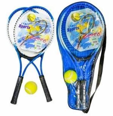 Rakietki, piłka i torba do tenisa. Wydawca: W&K. SmakLiter.pl Opakowanie Rakietki, piłka i torba do tenisa