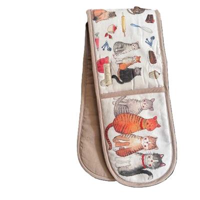 Rękawice kuchenne GLV24 4 koty. Wydawca: Alex Clark. SmakLiter.pl Opakowanie Rękawice kuchenne GLV24 4 koty