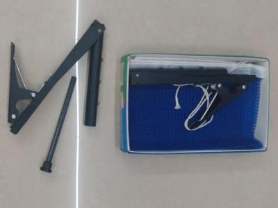 Opakowanie Siatka do ping pong z uchwytami metalowymi