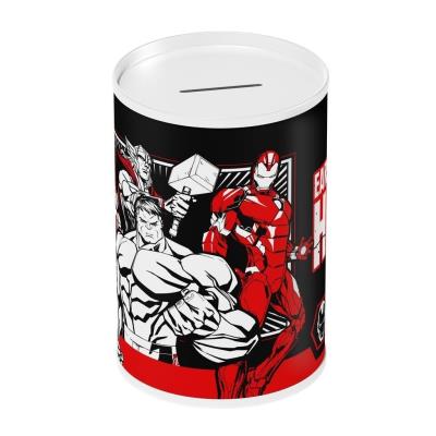 Skarbonka metalowa Avengers 10x15cm. Wydawca: Diakakis. SmakLiter.pl Opakowanie Skarbonka metalowa Avengers 10x15cm
