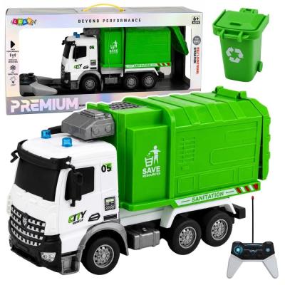 Opakowanie Śmieciarka R/C z kontenerem światła 1:14