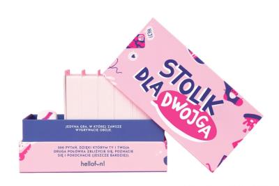 Stolik dla dwojga. Wydawca: Lucrum Games. SmakLiter.pl Opakowanie Stolik dla dwojga