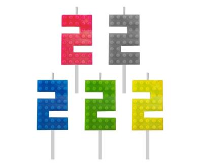 Opakowanie Świeczka urodzinowa Klocki cyfra 2 5,5cm MIX