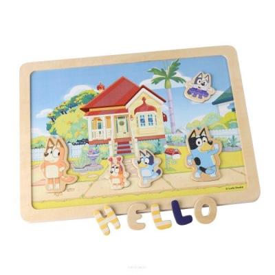 Tablica dwustronna literki i obrazki Bluey. Wydawca: MICKI. SmakLiter.pl Opakowanie Tablica dwustronna literki i obrazki Bluey