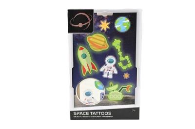 Tatuaże Nasa. Wydawca: RMS. SmakLiter.pl Opakowanie Tatuaże Nasa